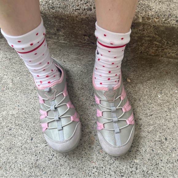 Cutest y2k C+O pink and grey straps trainers - Picture 5 of 16